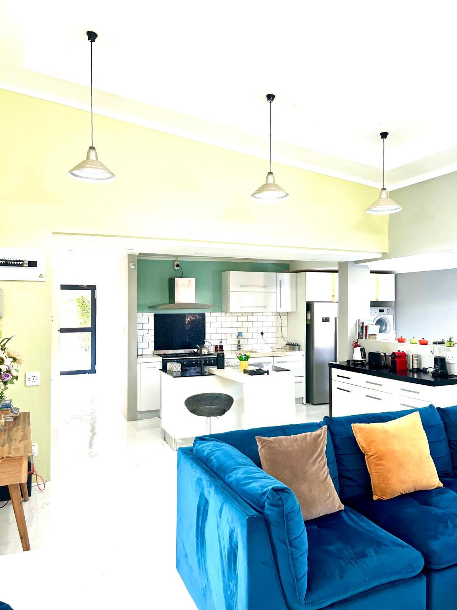 Lovely 18km From Camps Bay, Near Canal Walk Mall * Cape Town