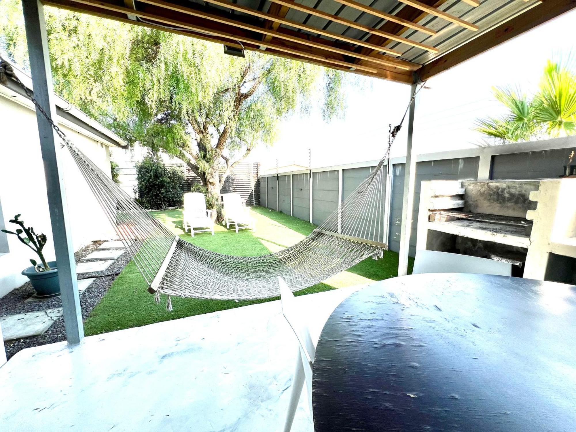 Lovely 18km From Camps Bay, Near Canal Walk Mall Holiday home Cape Town